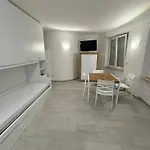Flora شقة كاستيلساردو